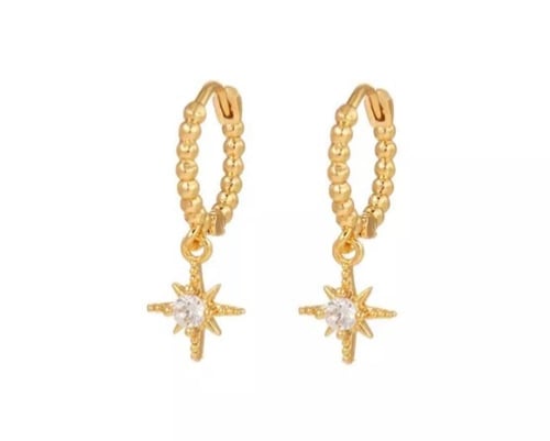 اقراط النجوم