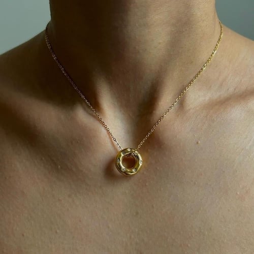 سلاسل بأشكال متعدده