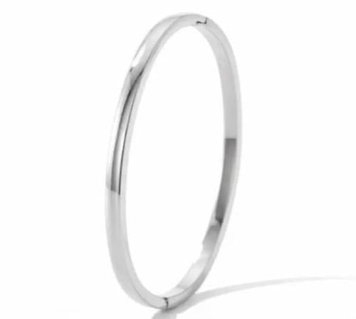 مجموعة الاساور الفضية