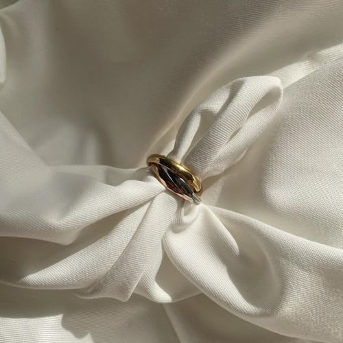 الخاتم المزدوج