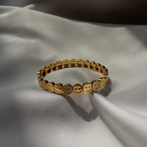 Smiley face bracelet