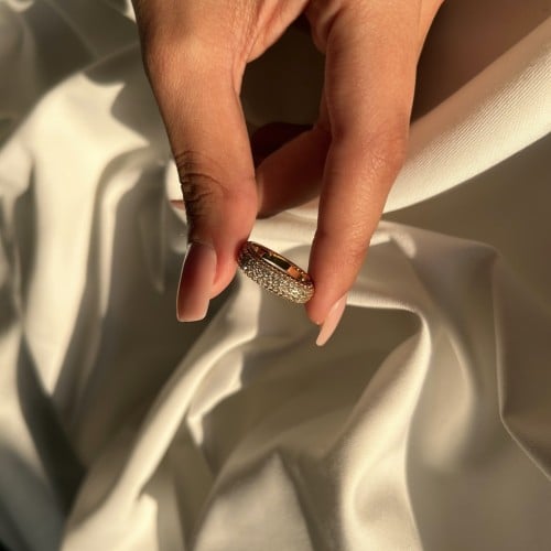 خاتم ذهبي عريض