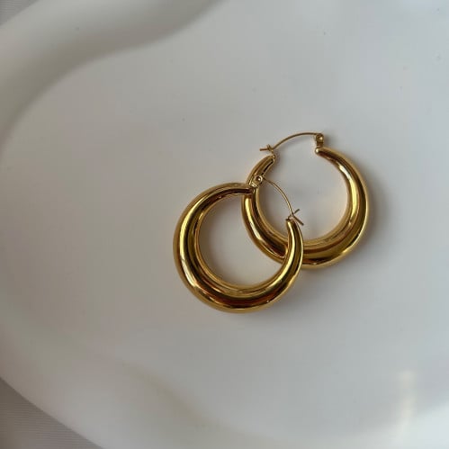 اقراط دائرية كلاسيكية