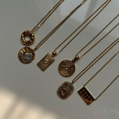 سلاسل بأشكال متعدده