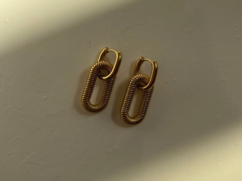 اقراط اوفال