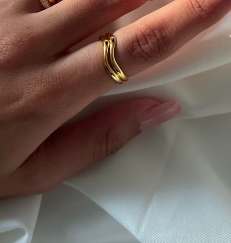 الخاتم المتموج - اصدار لامع -