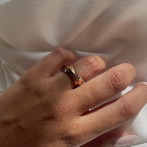 الخاتم المزدوج