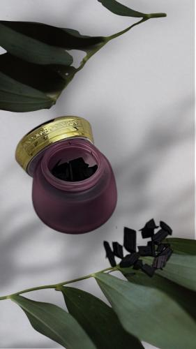 بخور مسقى بالمسك والعود