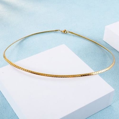 عقد اللمسة الناعمة على شكل مستدير المطلية بالذهب م...