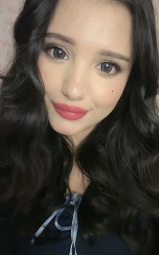 محدد شفاه درجه 6