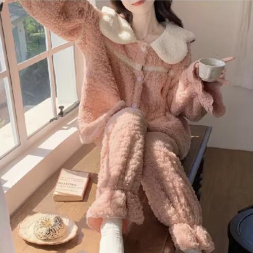 بجامه حليب الفراوله