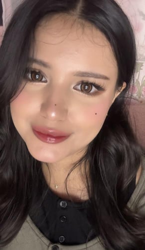 Bee زوج عدسات سنوية