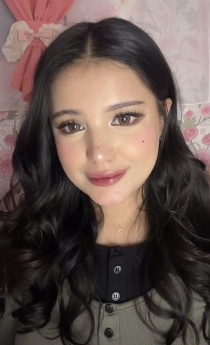 توفي زوج عدسات سنوية