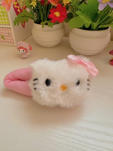 مشبك شعر هيلوكيتي عملاق