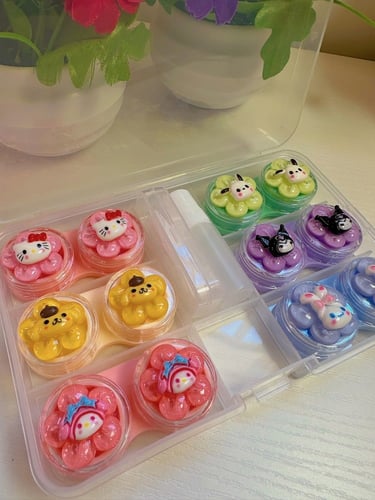 مجموعه 6 علب عدسات ورد مع ملقط ومساعد