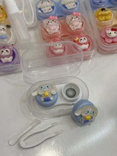 تايلور ايز زوج عدسات سنوية