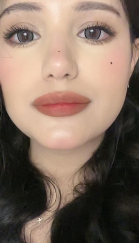 محدد شفاه درجه 2