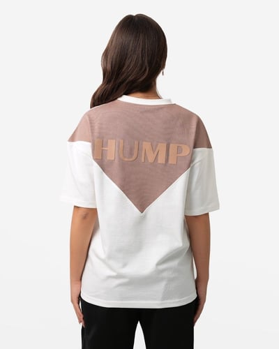 تيشيرت أبيض وبني