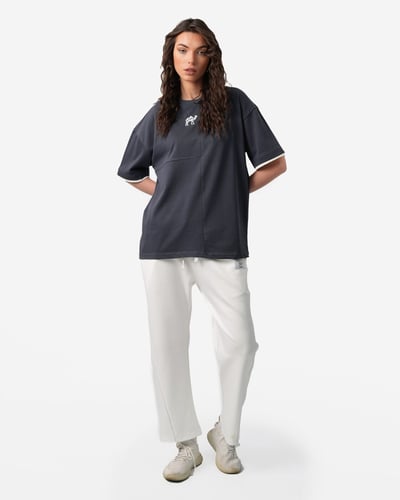 تيشيرت رمادي غامق