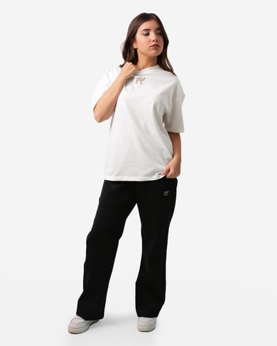 تيشيرت أبيض وبني