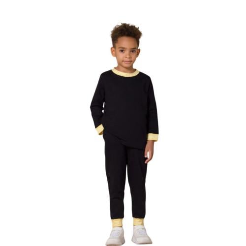 بلوزة اكمام طويلة و بنطلون اسود