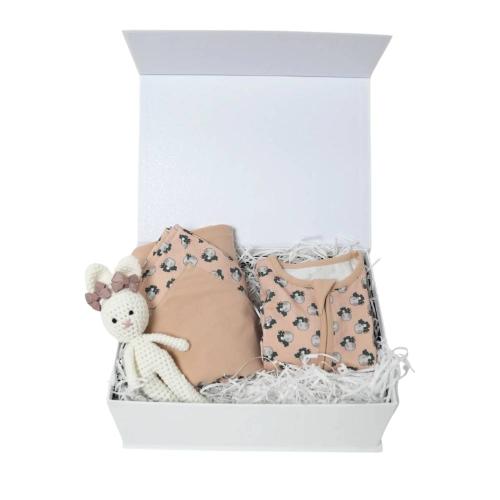 صندوق هدية - قطعتين مشمشي بربتوز + بطانية