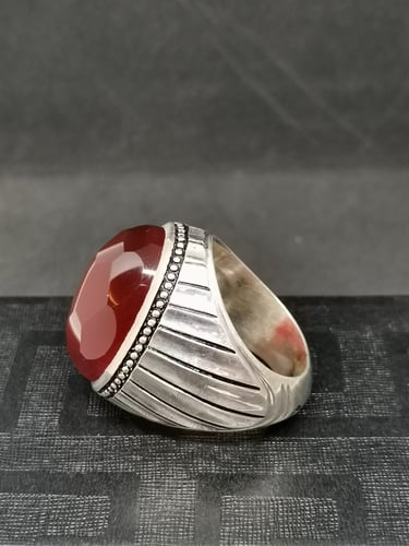 خاتم الفضة بحجر عقيق خرساني ايراني أحمر مترش بصياغ...
