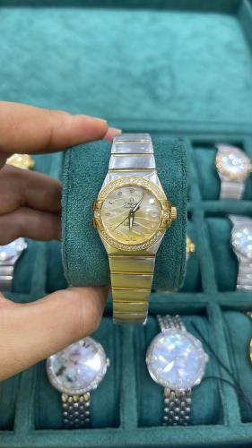 ساعة أوميغا كونستليشن النسائية كوبي سويس