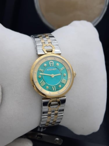 آغنر نسائية