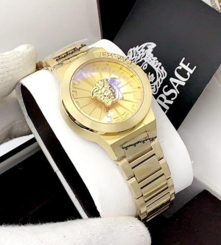 فيرزاتشي نسائية