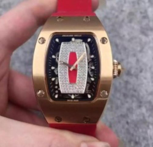 ريتشارد ميل نسائية