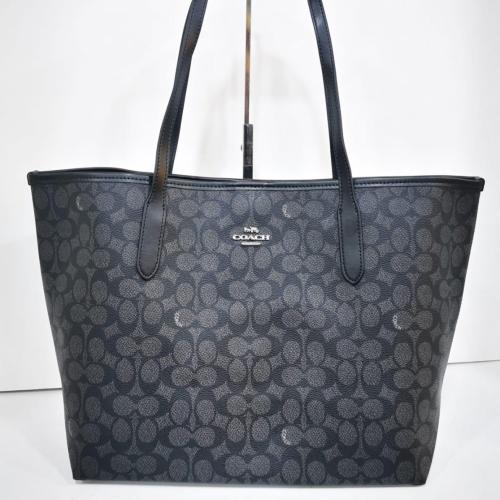 حقيبة كوتش توت كبيرة (Coach Signature City Tote)