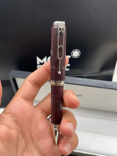 قلم مونت بلانك درجة أولى