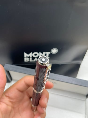 قلم مونت بلانك درجة أولى