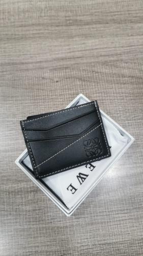 محفظة لويفي