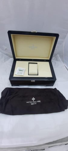 باتك فيليب رجالية