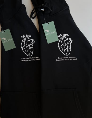 بلوفر قلب وعباره من اختيارك