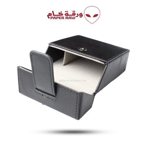 علبة حفظ سجائر وولاعة