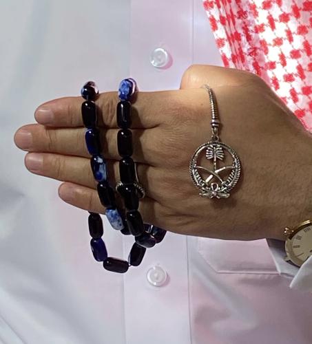 سبحة بكلايت لون كحلي بتصميم كركوشة مطلي روديوم