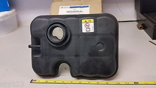 قربة ماء رديتر فورد 11/98