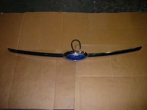 نيكل وعلامة شنطة تورس 15/10 كميرة