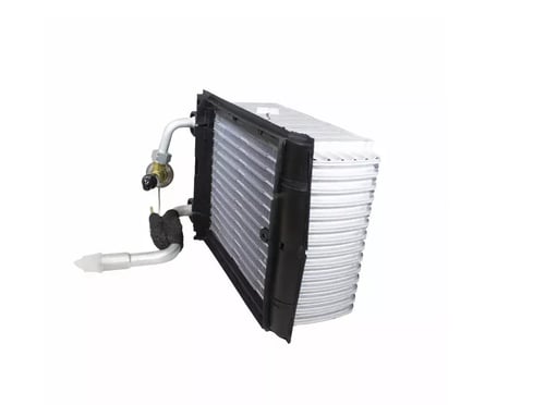 ثلاجة مكيف خلفي اكسبلور/منتنير 10/02 مقف تصنيعها ط...