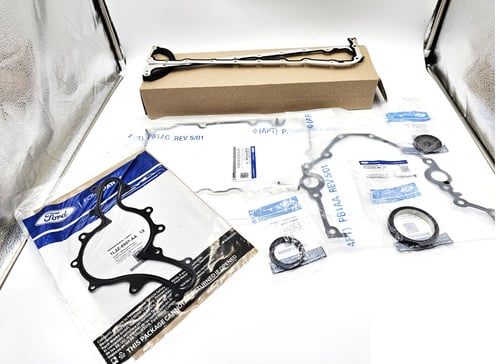 طقم وجية اكسبلور 10/04 موستنق 10/05