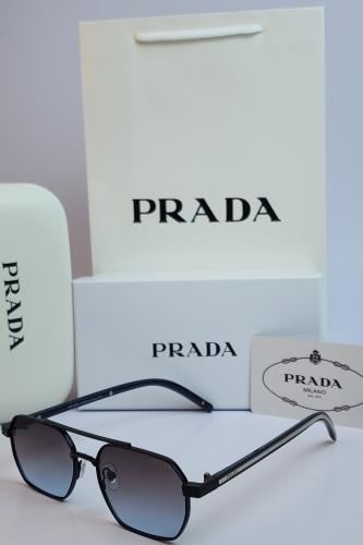 نظارة برادا