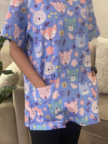 PULSE BLUE V NECK TOP