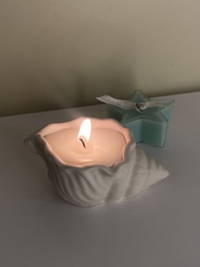 شمعه قوقعه ابيض