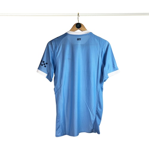 تيشيرت مانشستر سيتي الأساسي فئة لاعبين لموسم 2026...