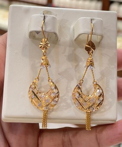 حلق ذهب عيار 21 الوزن 4.77