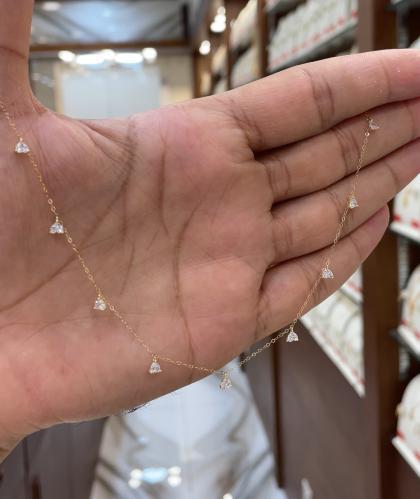 عقد ذهب عيار 18 وزن 0.98