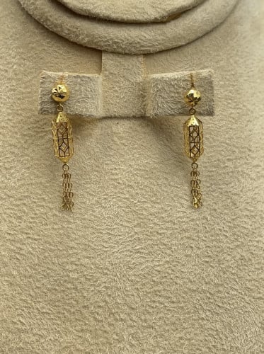 حلق ذهب عيار 21الوزن 1.84